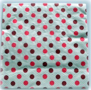 Салфетка  232, горох (малиновый, бордовый) на белом фоне ― Творча майстерня ДекоПарк