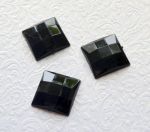 К. д. 055, камень квадратный граненый, цв.: чер., 11х11 мм 