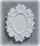 Рамка под камею, 45х35мм, модель. пластик, цв. бел. Внутр.размер 2,7х1,5