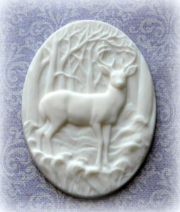 Камея большая, Лесной Олень, мод. пл. , 7х5,2см, цв.: белый ― Творча майстерня ДекоПарк
