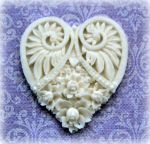 Вензель из полимера, Сердце ажурное (4,8х5 см), цвет: оттенки белого