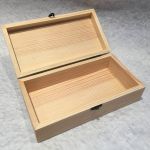 Купюрница с замком и с фаской, мат-л: сосна, 19х10х4.5 см