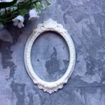 Рамка полимерная ажурная овальная, 6х8,5 см, внутр.размер 4,5х6 см / пд406