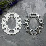 Ажурная овальная рамка 7,8х7,5 см, внутр диам 4,5х3,1 см /пд047