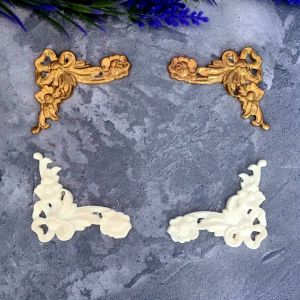 Уголки с бантиком 2 шт. набор, по 4,8х4х6,4 см, мод. пл., цв.: белый/ пд974 ― Творча майстерня ДекоПарк