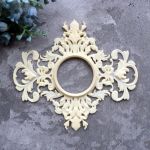 Рамка круглая ажурная 11х9,7 см, мод. пл., цв.:бел./ПД913