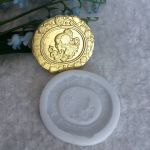 Камея Дама круглая 4,2х4 см, мод. пл./ПД916