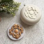 Молд ДП071 "Декоративний Орнамент-Медальйон" 5,5х5 см з серединкою 1,6  см