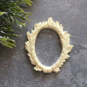 Из веточек овальная рамка 4,8х4 см, внутр диам 3,3х2,3 см /пд610 ― Творча майстерня ДекоПарк