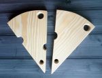 Сырная доска КУСОК СЫРА узкая, мат-л: сосна, 20х20х15 см 