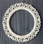 Рамочка ажурная круглая диам. 5,5 см, внутр. диам. 3,6 см /гд595-1